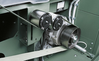 面向全球設(shè)備、廠(chǎng)商客戶(hù)提供定制化的高品質(zhì)、高性?xún)r(jià)比傳動(dòng)、輸送產(chǎn)品…